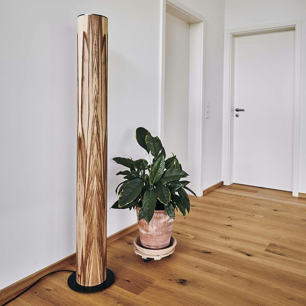 LED Holz-Stehleuchte Lucerna 160cm Satin Nussbaum zoom thumbnail 5