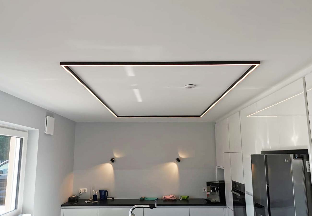 LED Rechteckprofil Küche schwarz