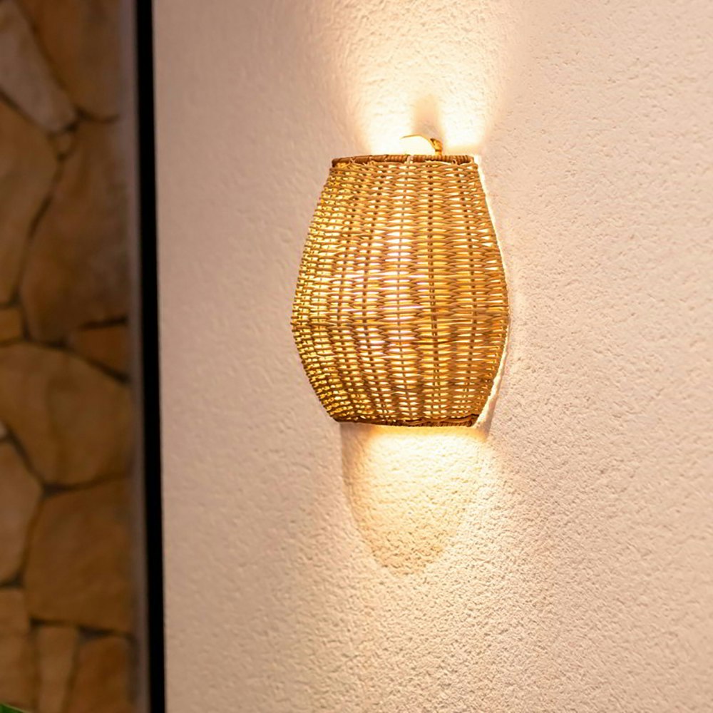 Saona Boho-Style LED Wand-Akkuleuchte aus Rattan IP54 1