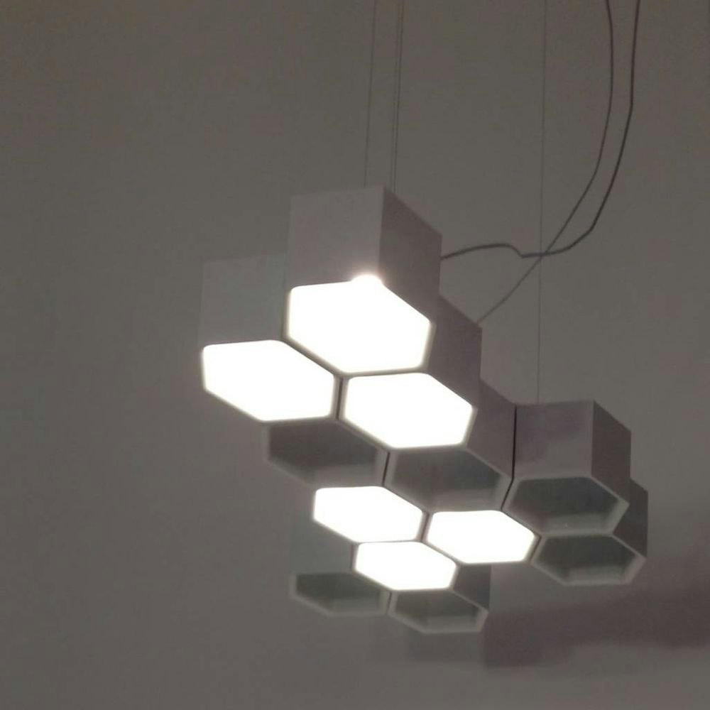 Luceplan Honeycomb LED Hängeleuchte mit 12 Waben 3000K Weiß 2