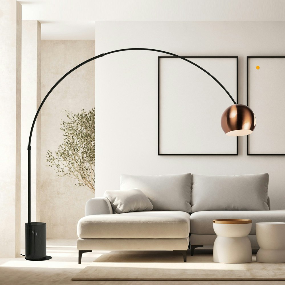 s.luce Ball Design-Bogenlampe mit Marmorfuß modern
                                        