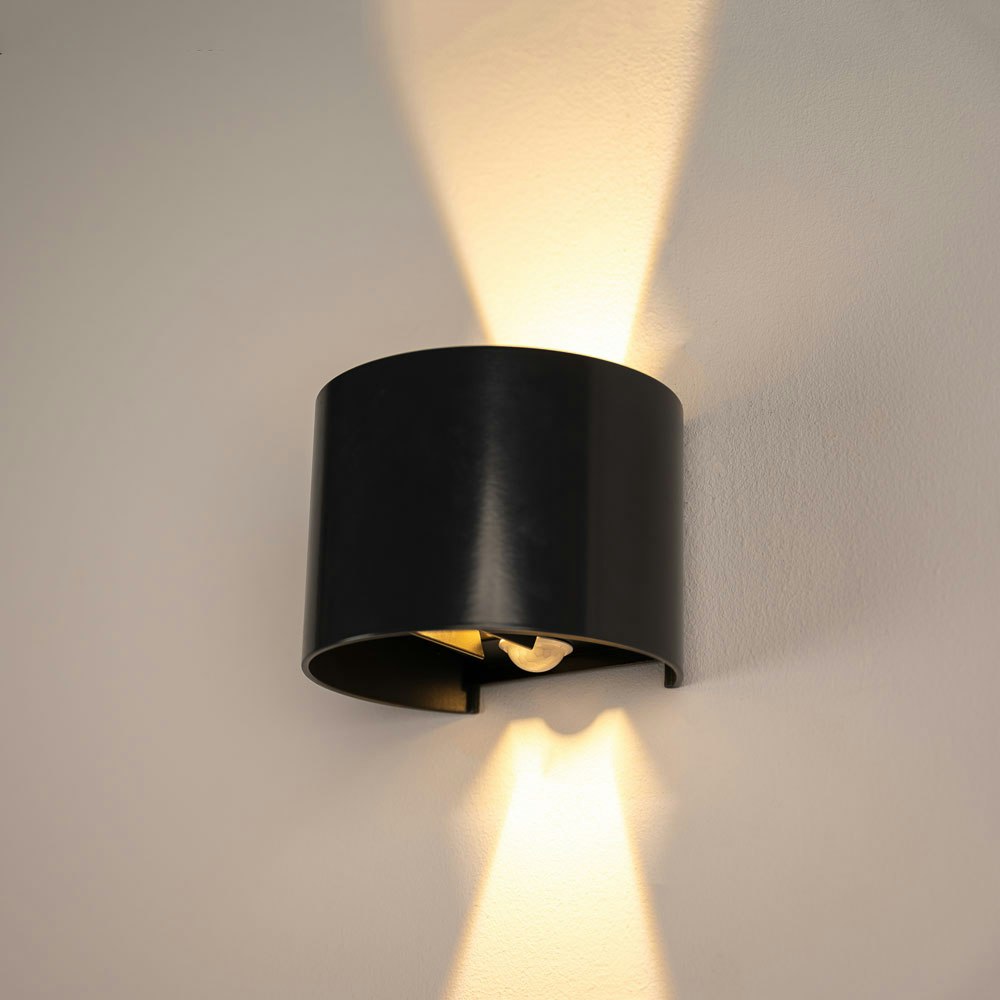 s.luce Ixa LED Wandlampe mit Bewegungsmelder 2