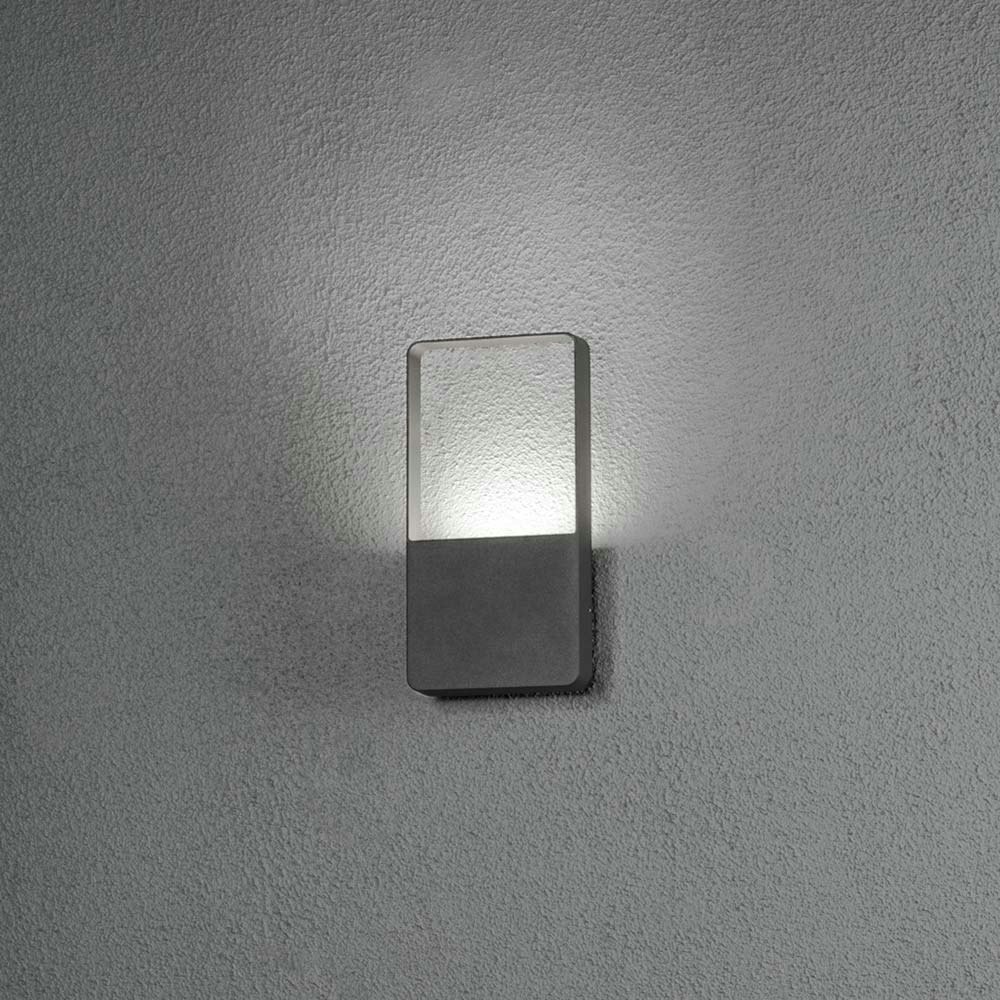 Matera LED Wall Light 1