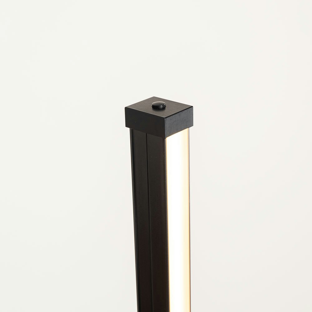 Sting Blackline hochwertige LED-Stehleuchte Warmweiß Schwarz 2
                                                                        